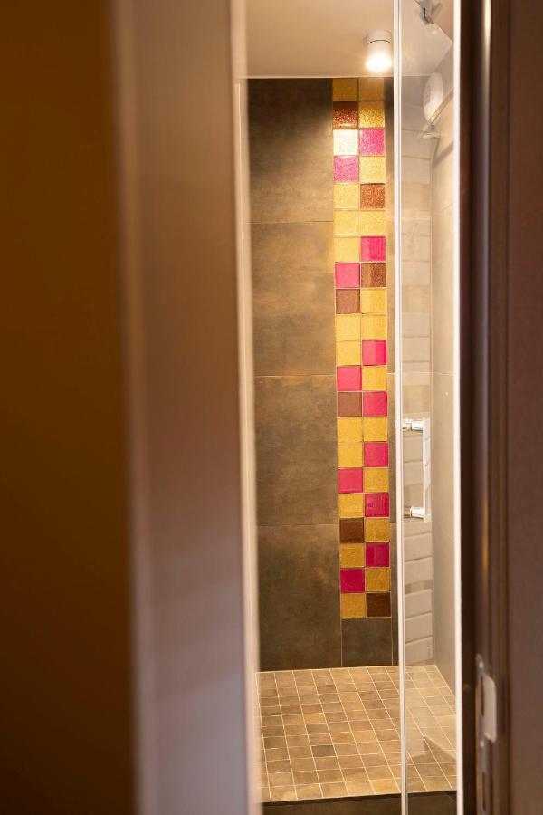 B-Lodge Boutique Hotel 루베인라누브 외부 사진