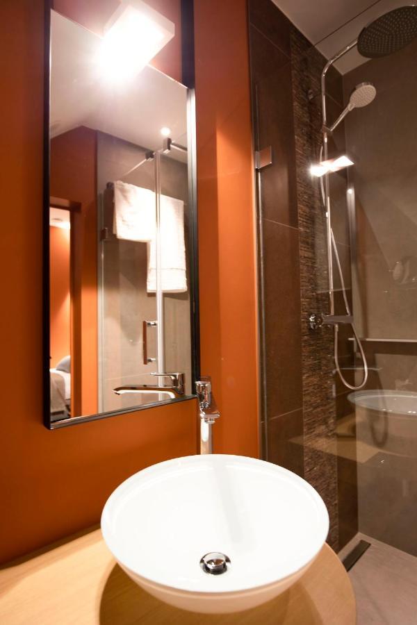 B-Lodge Boutique Hotel 루베인라누브 외부 사진
