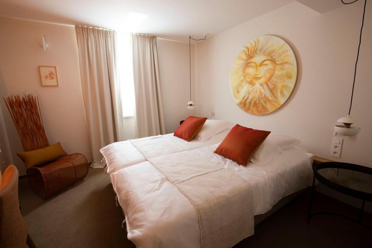 B-Lodge Boutique Hotel 루베인라누브 외부 사진